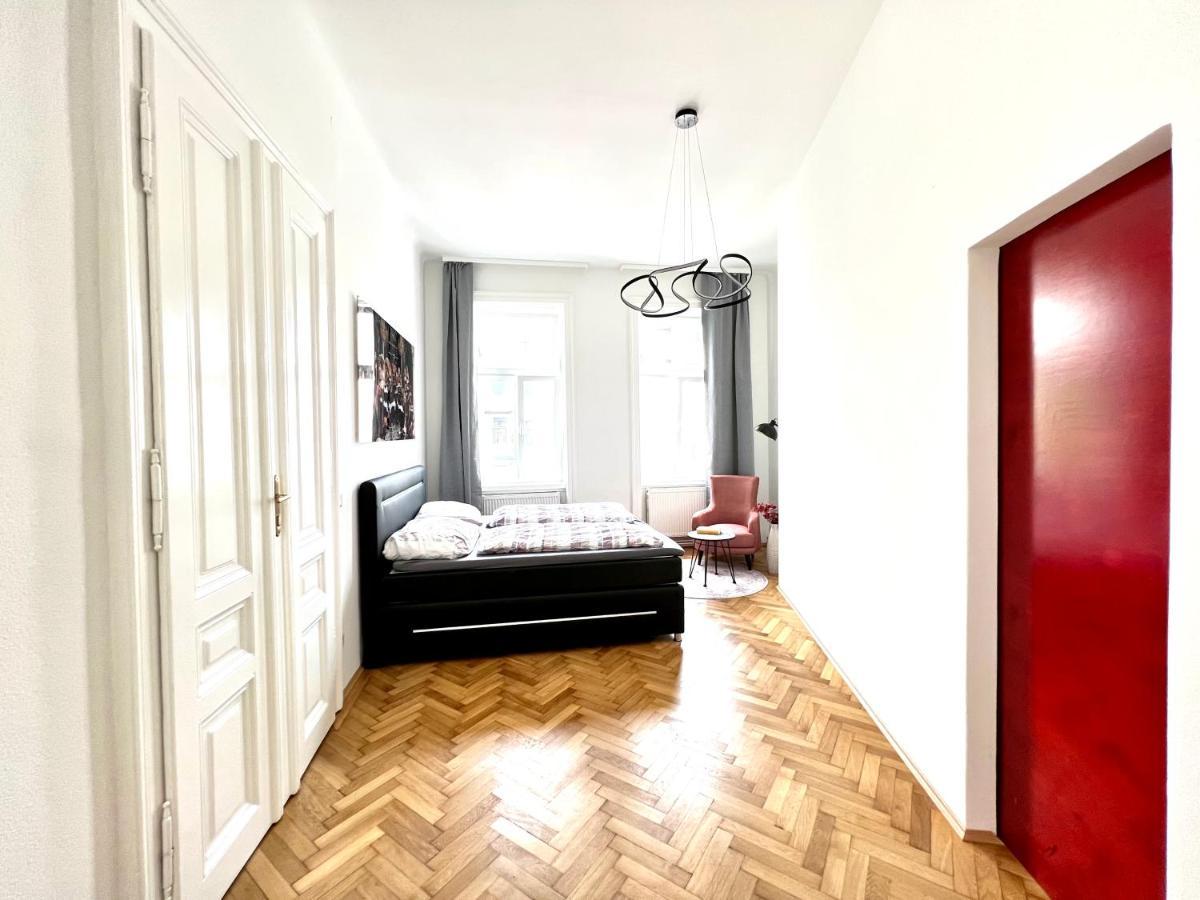 Iconic Suite_@O&R Виена Екстериор снимка