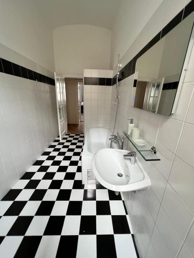 Iconic Suite_@O&R Виена Екстериор снимка