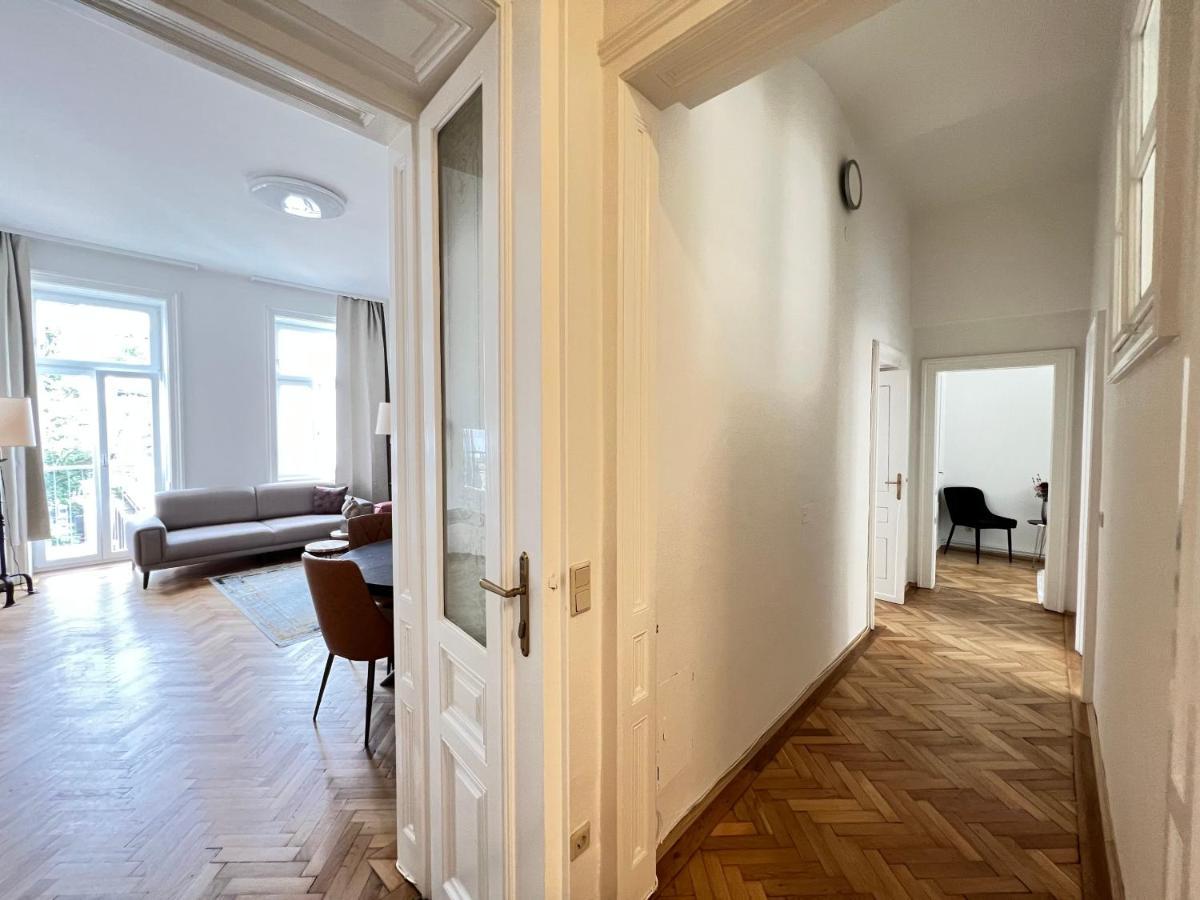 Iconic Suite_@O&R Виена Екстериор снимка